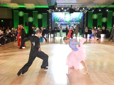 Emerald Ball 2017 - Pro Smooth