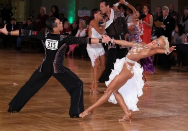 Holiday Classic Professional Rhythm